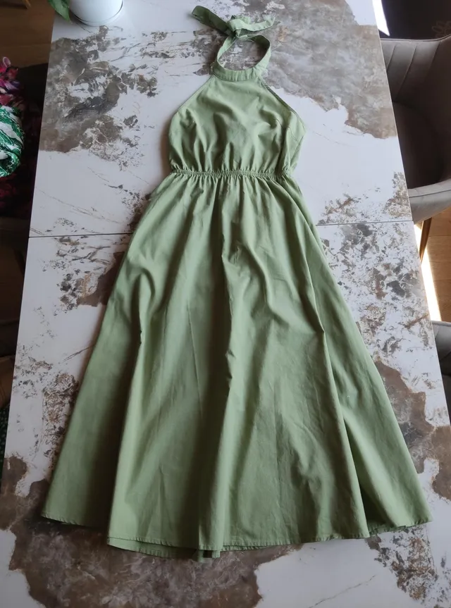 Sage green dress: Input photo